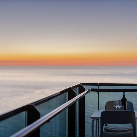 The Spot Apartments - Orbi Beach Tower Batumi Eksteriør billede
