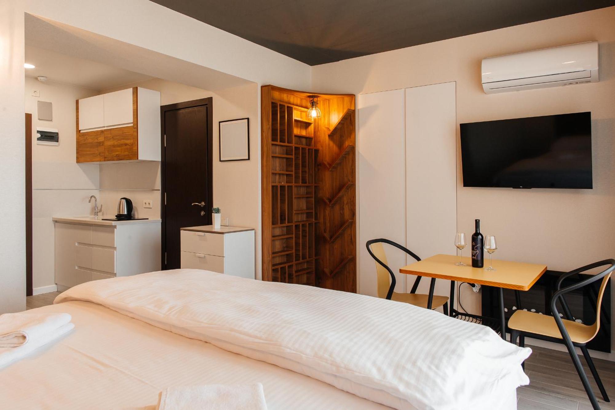 The Spot Apartments - Orbi Beach Tower Batumi Eksteriør billede