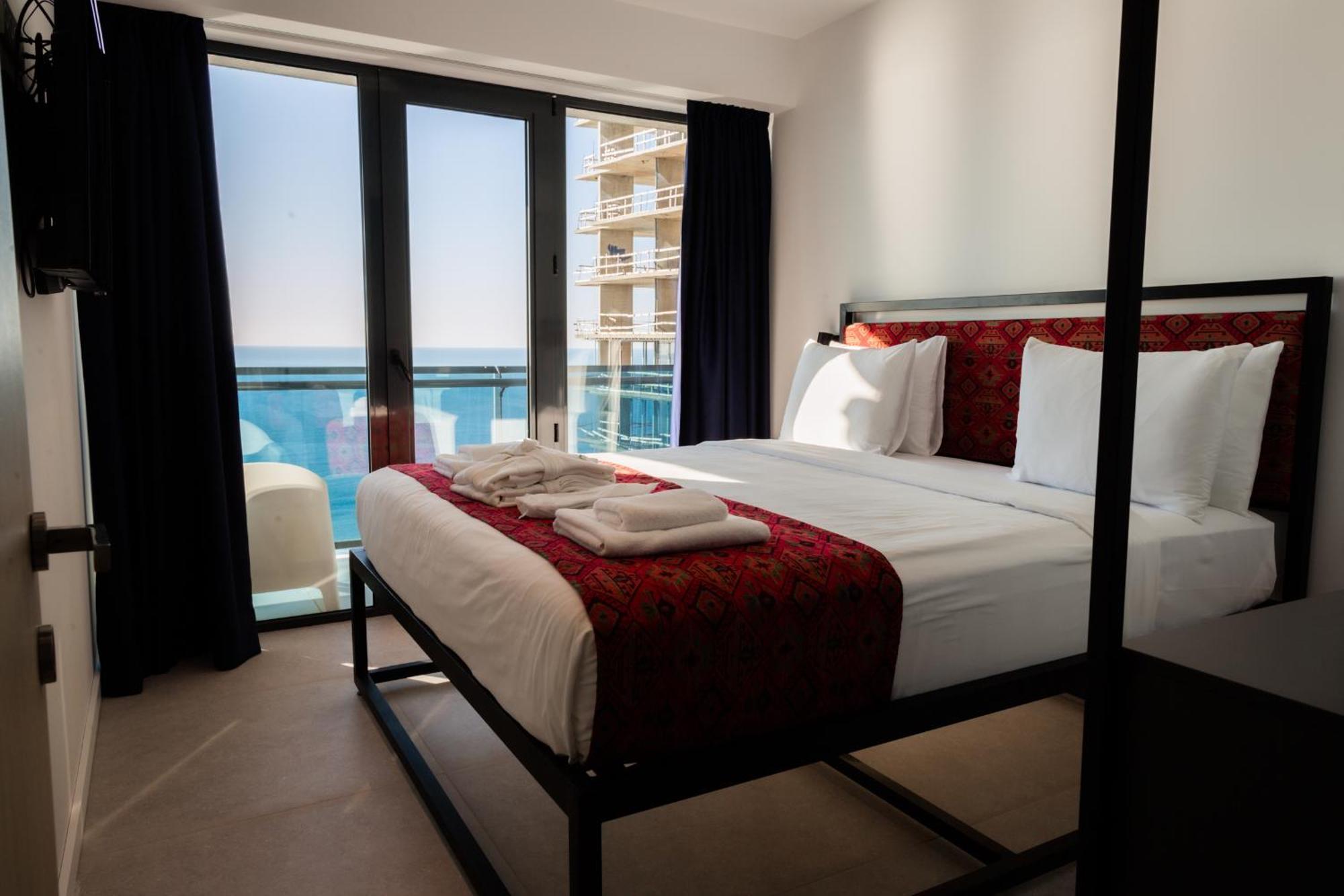 The Spot Apartments - Orbi Beach Tower Batumi Eksteriør billede